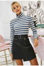 Cargar imagen en el visor de la galería, Sweater Alstroemeria
