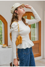 Cargar imagen en el visor de la galería, Sweater Snapdragon Flower
